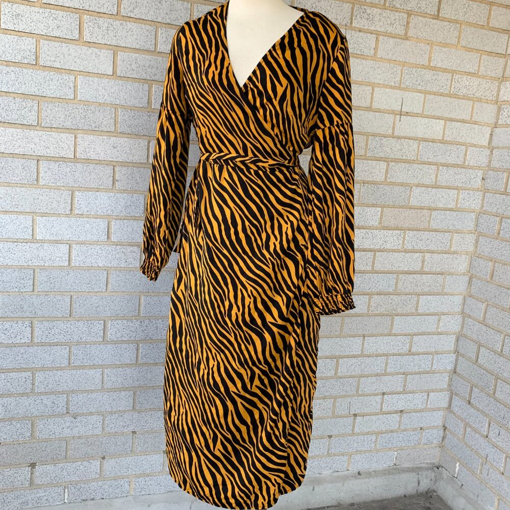 PIECES WRAP DRESS SIZE L MAXI ANIMAL PRINT
